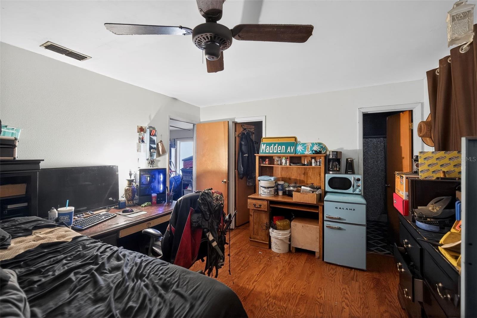 Image 9 of 30 For 7322 Landover Drive
