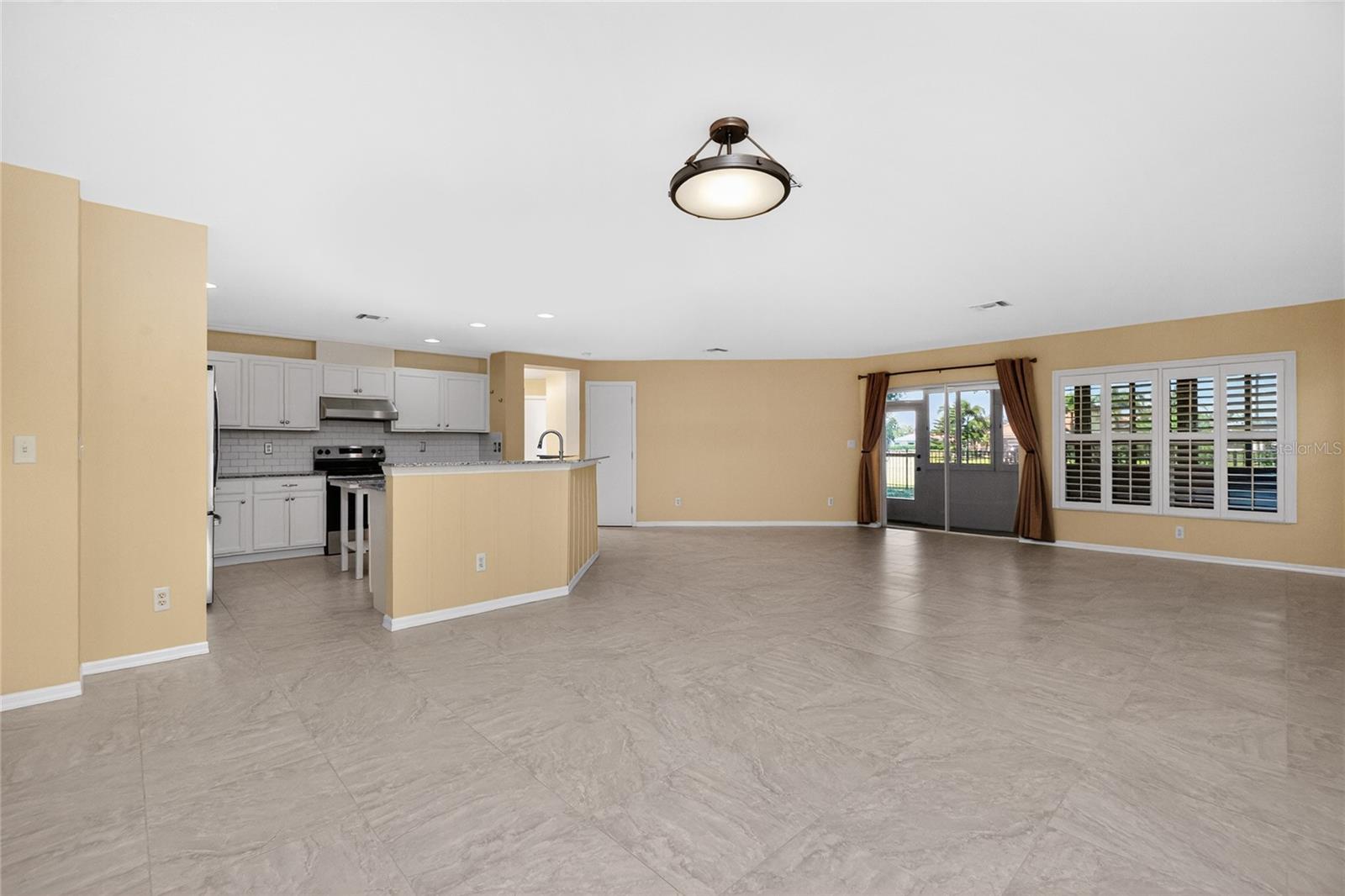 Image 11 of 66 For 17200 Nile Ct