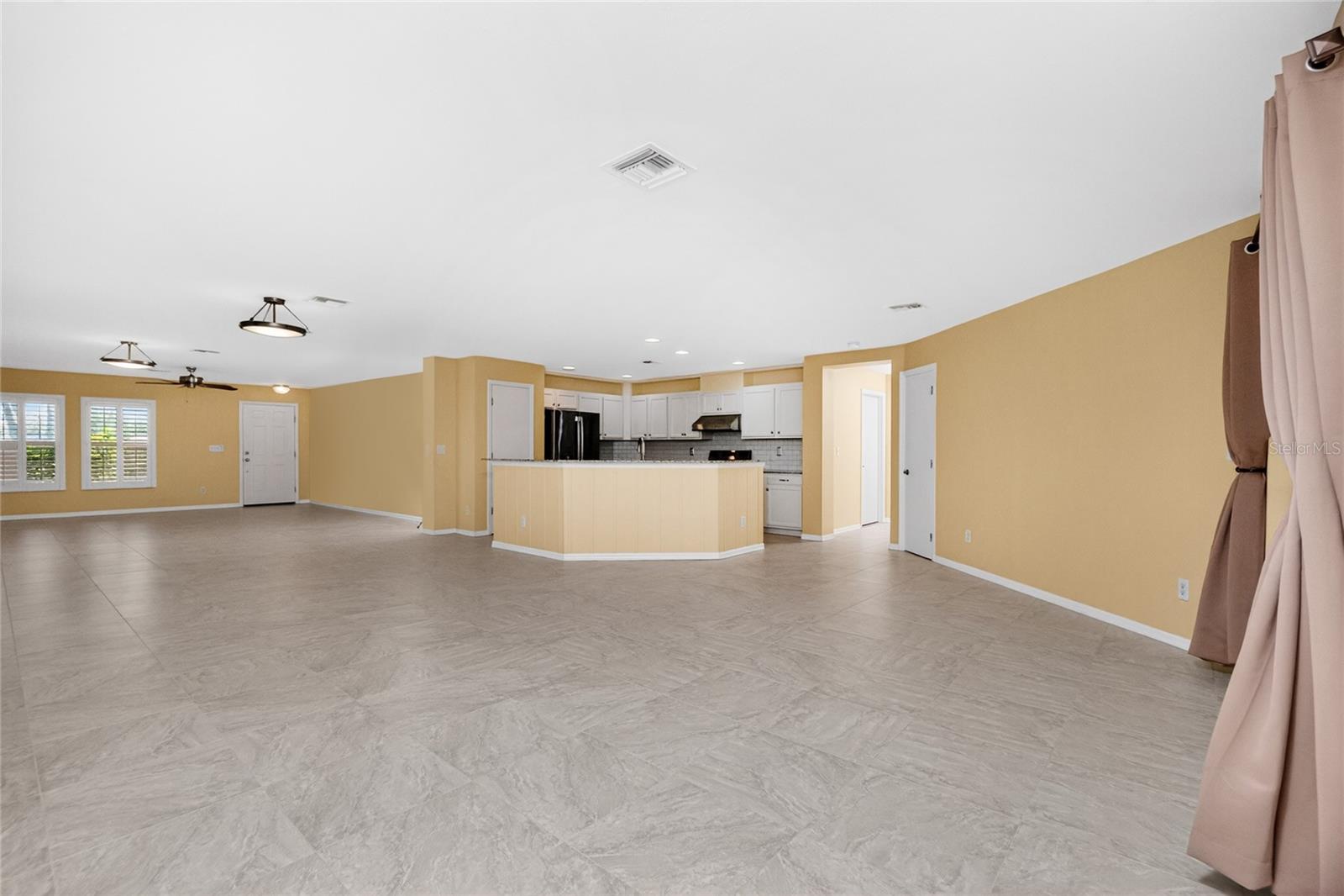 Image 14 of 66 For 17200 Nile Ct