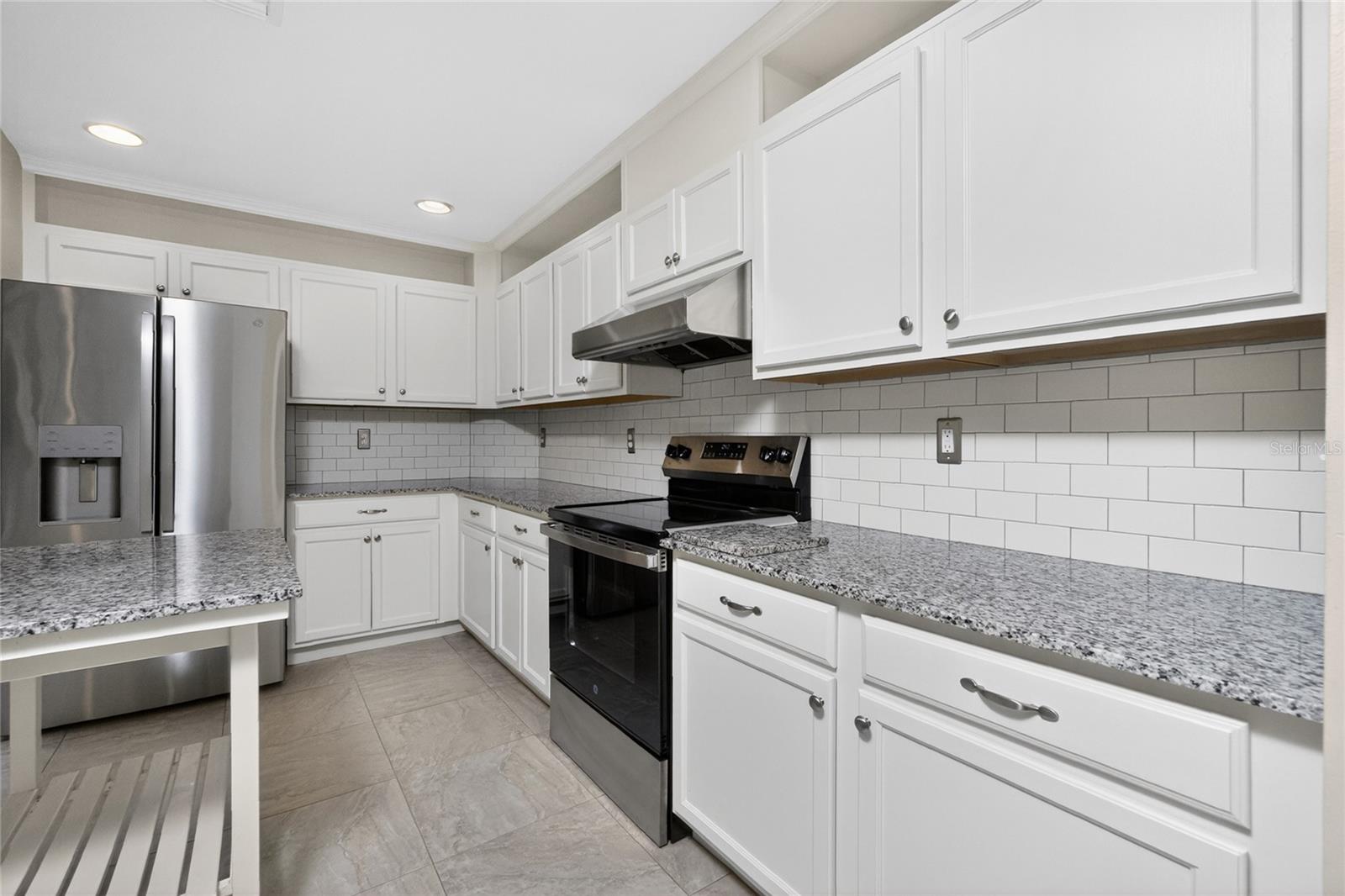 Image 17 of 66 For 17200 Nile Ct