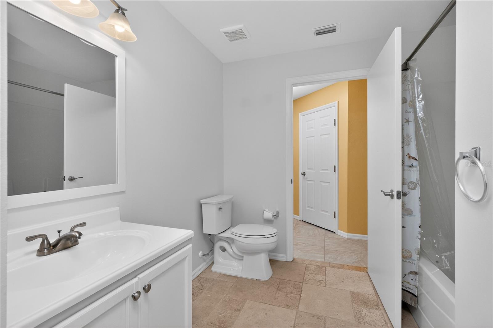 Image 22 of 66 For 17200 Nile Ct
