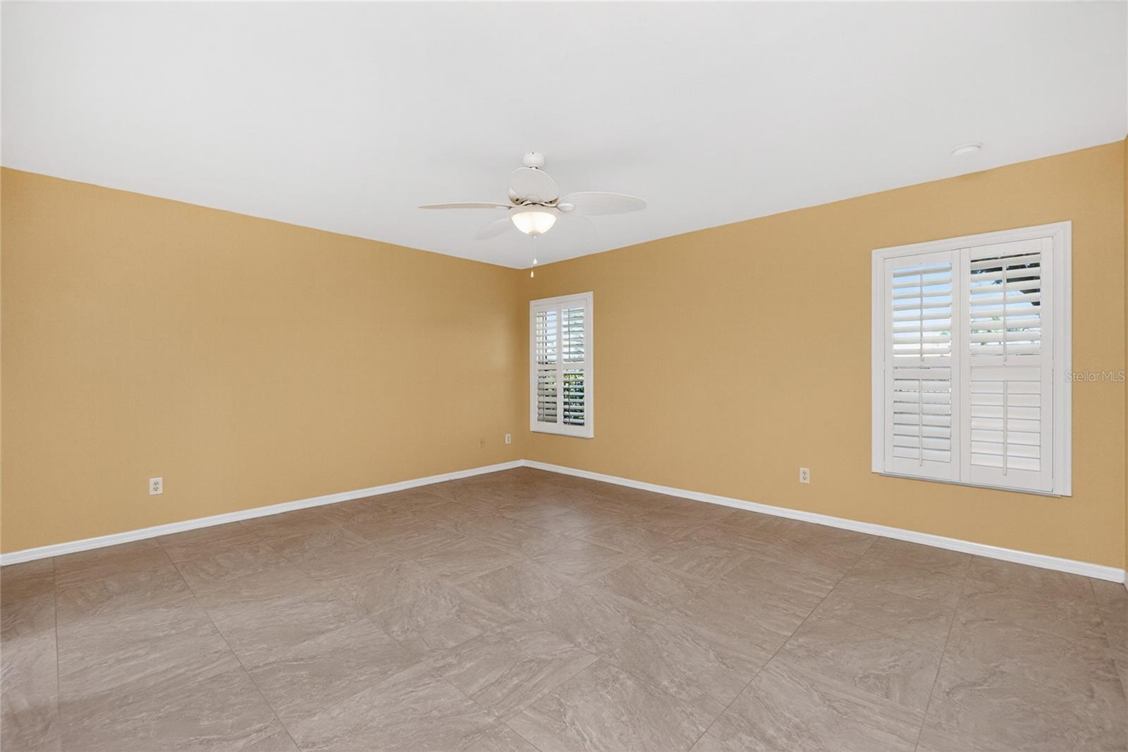 Image 27 of 66 For 17200 Nile Ct