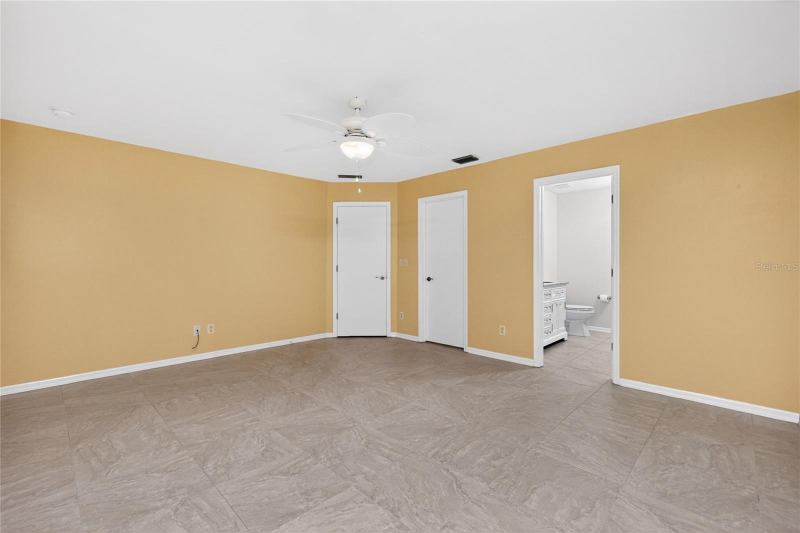 Image 29 of 66 For 17200 Nile Ct