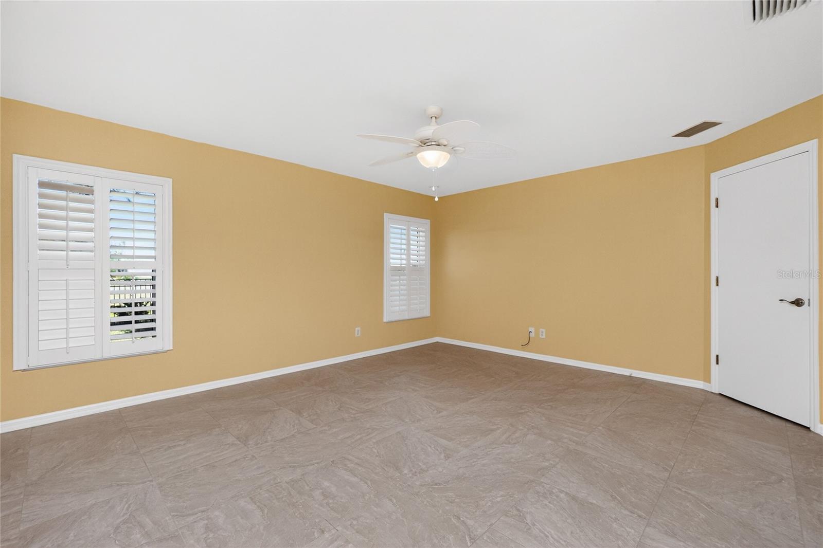 Image 30 of 66 For 17200 Nile Ct