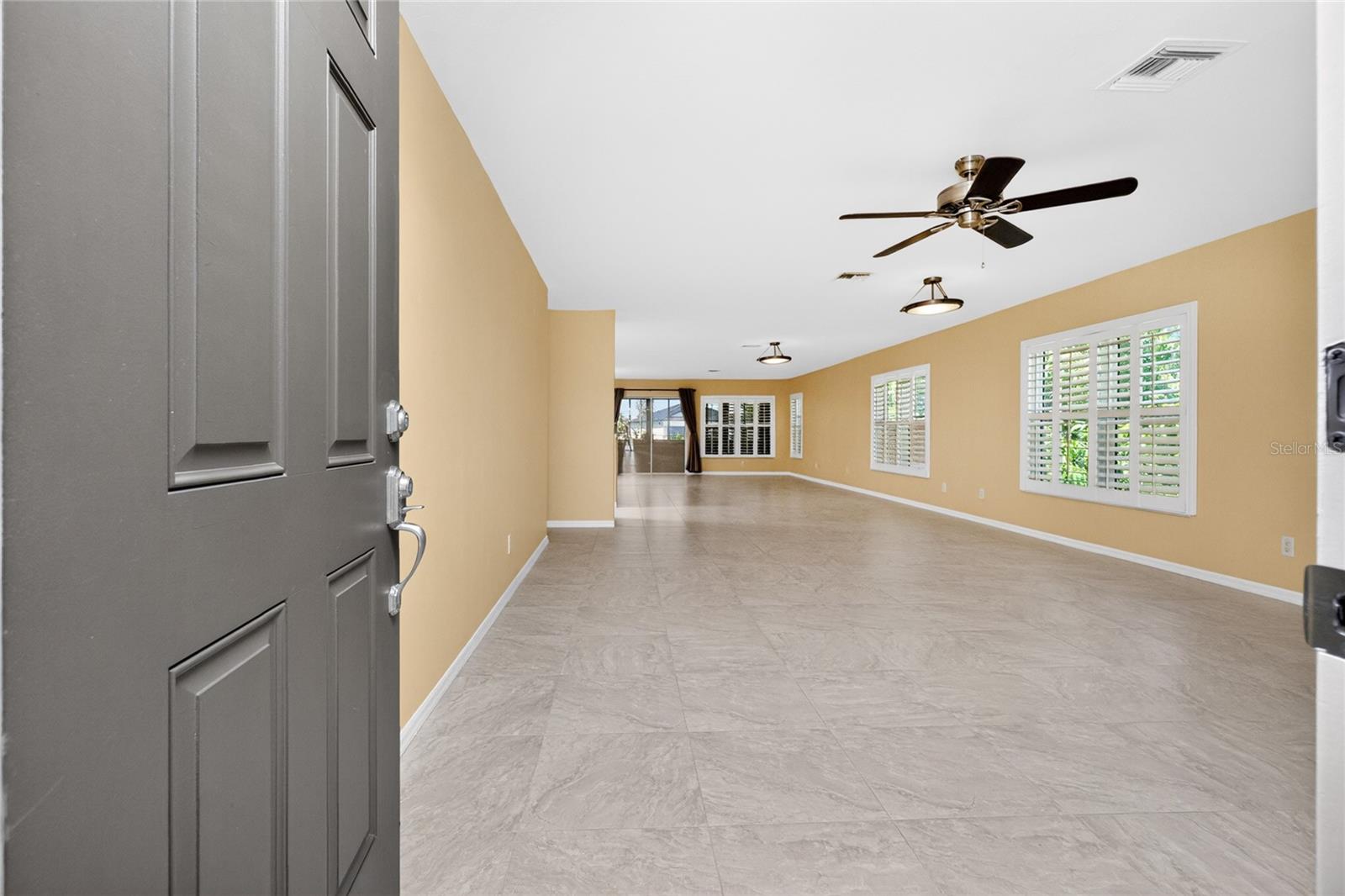 Image 4 of 66 For 17200 Nile Ct