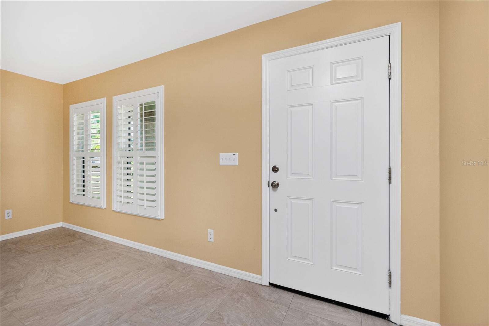 Image 5 of 66 For 17200 Nile Ct