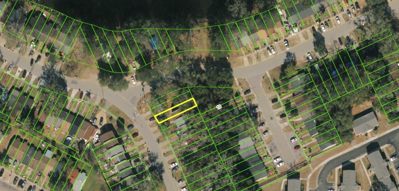 Listing Details for 7237 Ken Knight Drive E, JACKSONVILLE, FL 32209