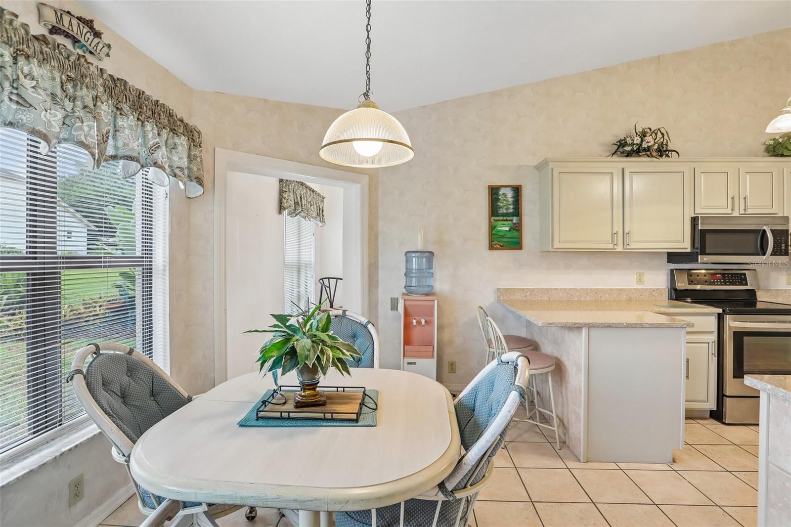Image 14 of 59 For 8328 Pavilion Drive
