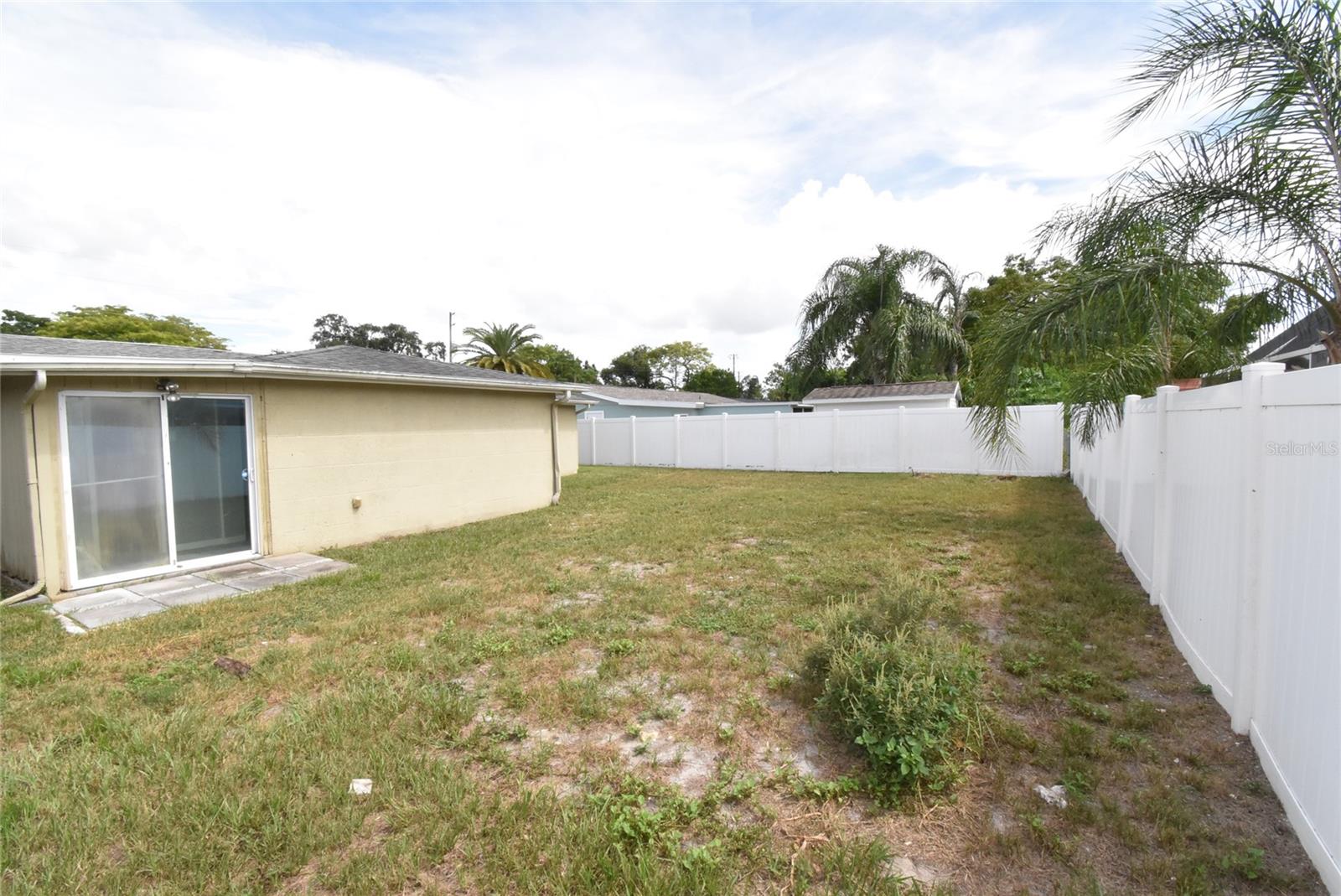 Image 20 of 25 For 11025 Pickering Lane