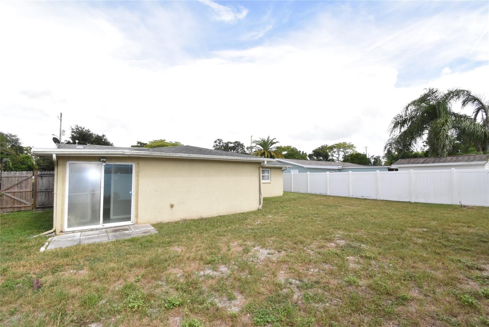 Image 22 of 25 For 11025 Pickering Lane