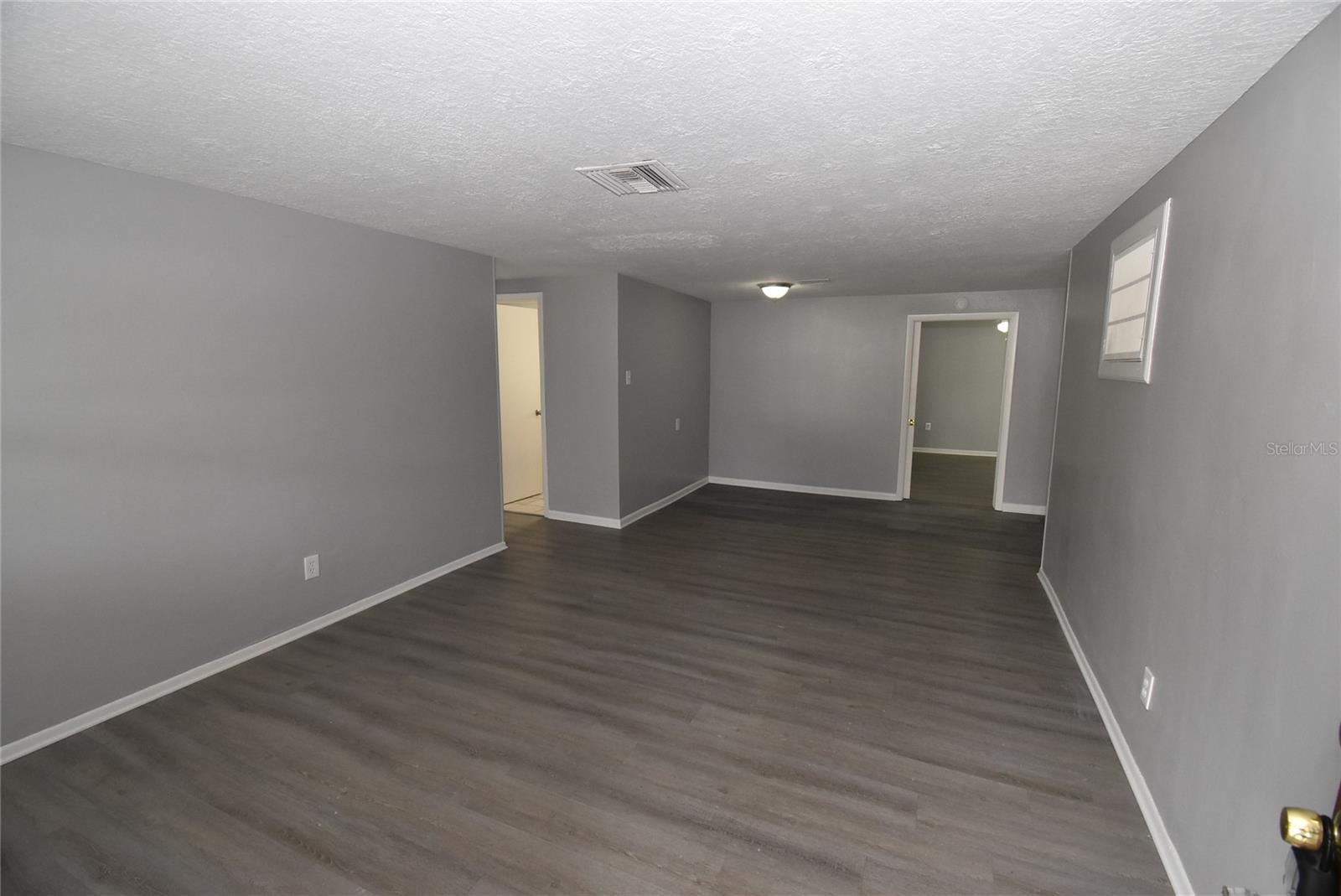 Image 3 of 25 For 11025 Pickering Lane