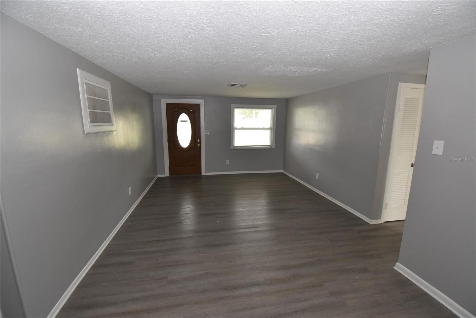 Image 4 of 25 For 11025 Pickering Lane