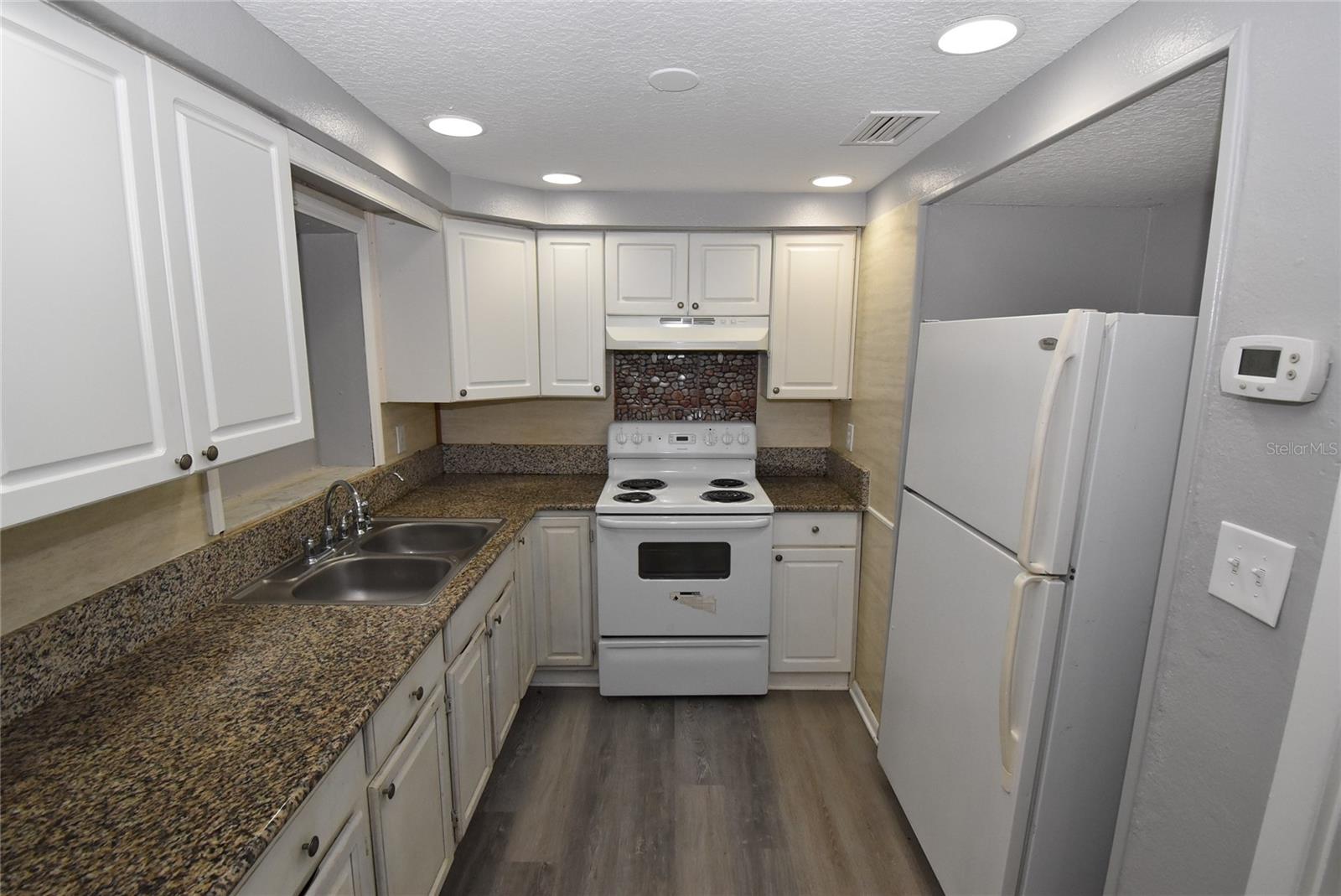 Image 7 of 25 For 11025 Pickering Lane