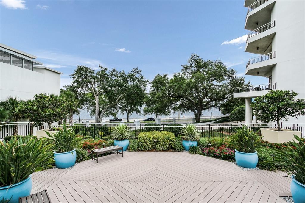 Listing photo id 98 for 3435 Bayshore Boulevard 2100p