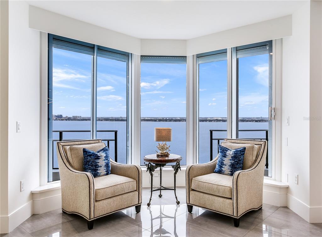 Listing photo id 21 for 3435 Bayshore Boulevard 2100p