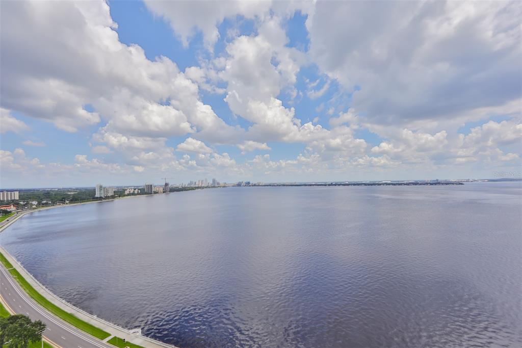 Listing photo id 85 for 3435 Bayshore Boulevard 2100p