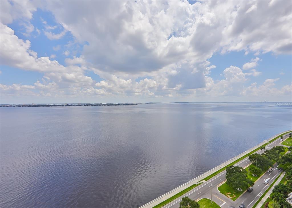 Listing photo id 86 for 3435 Bayshore Boulevard 2100p