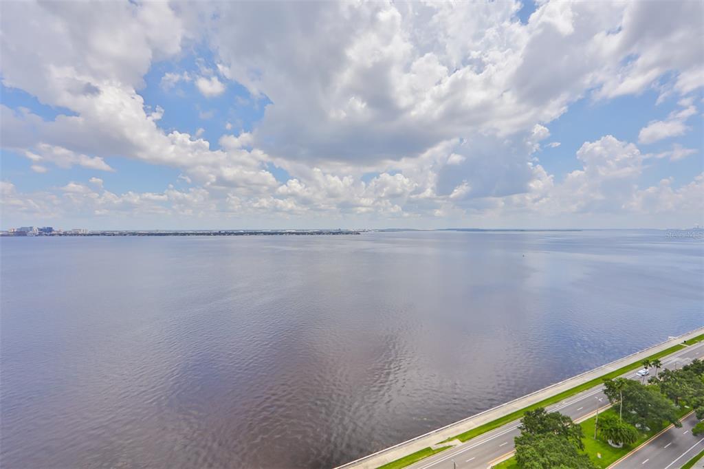 Listing photo id 87 for 3435 Bayshore Boulevard 2100p