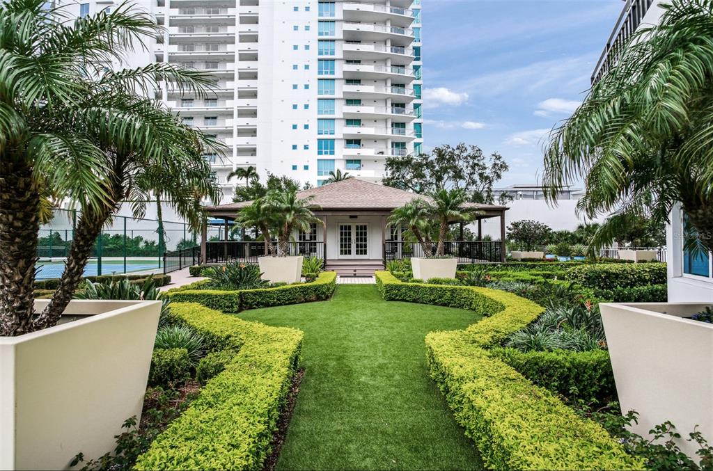 Listing photo id 95 for 3435 Bayshore Boulevard 2100p