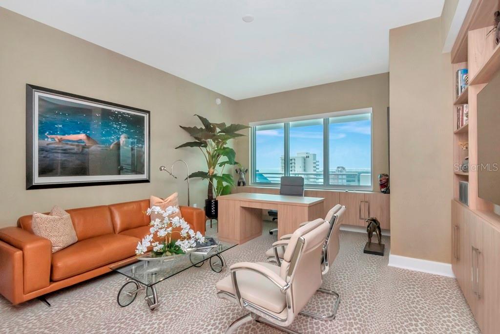 Image 11 of 76 For 3401 Bayshore Boulevard 2102