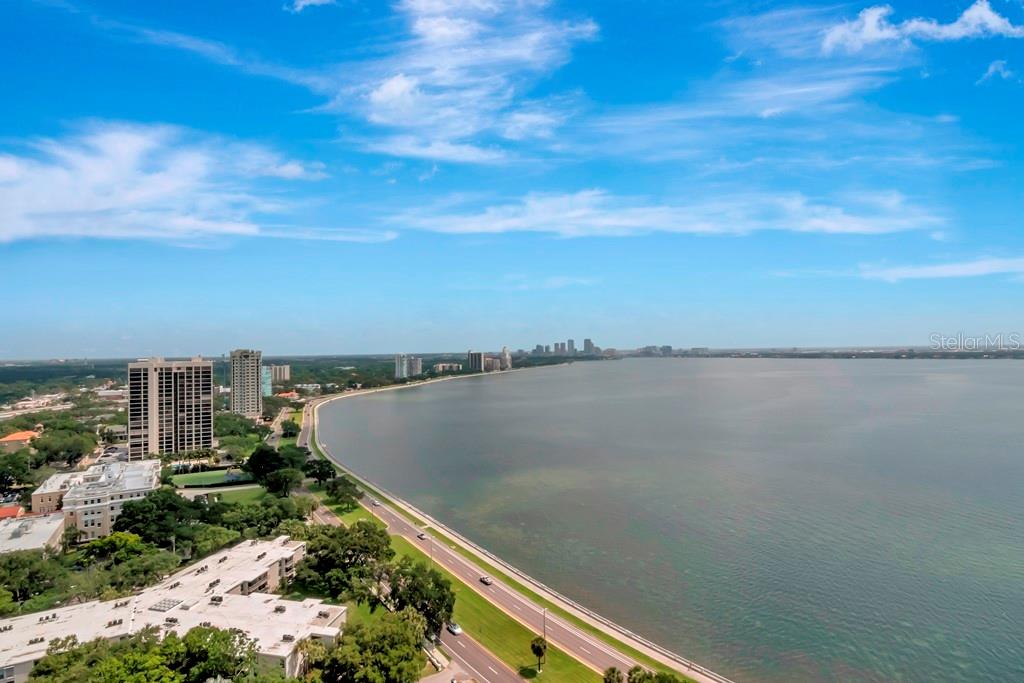 Image 29 of 76 For 3401 Bayshore Boulevard 2102