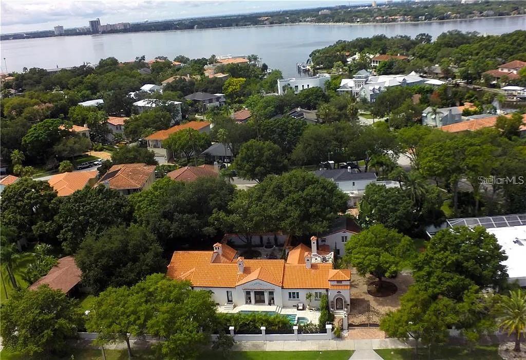 Image 36 of 40 For 100 Davis Boulevard