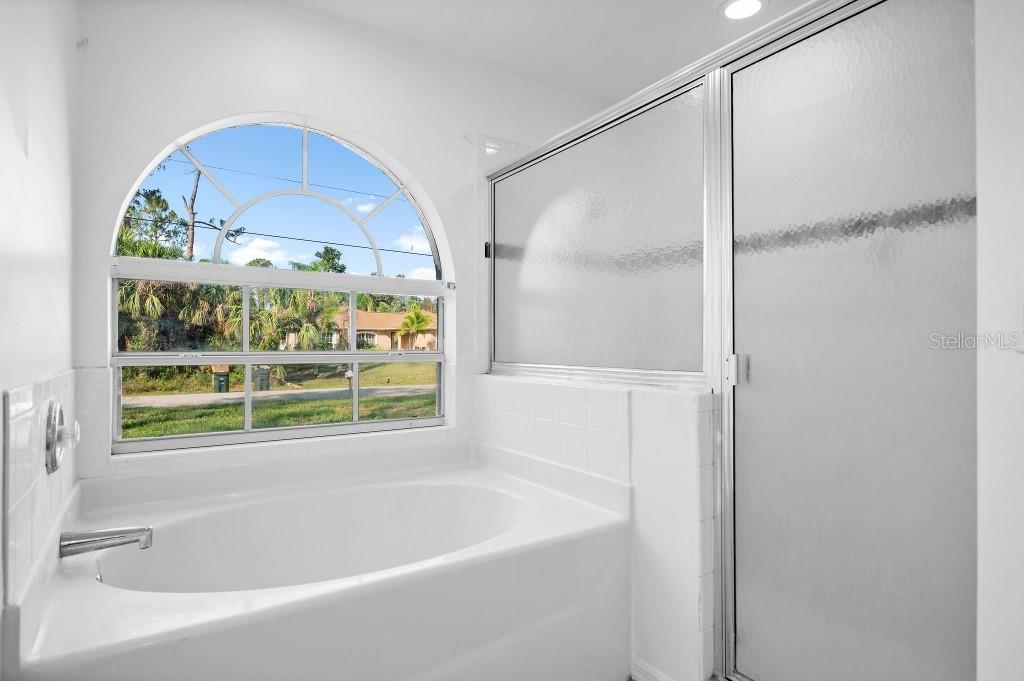 Image 11 of 55 For 2510 Sheila Lane