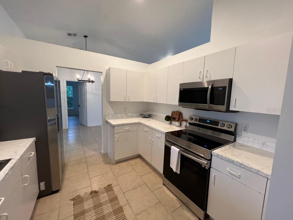 Image 20 of 55 For 2510 Sheila Lane