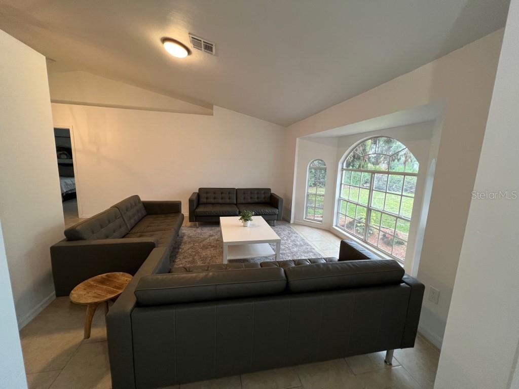 Image 22 of 55 For 2510 Sheila Lane