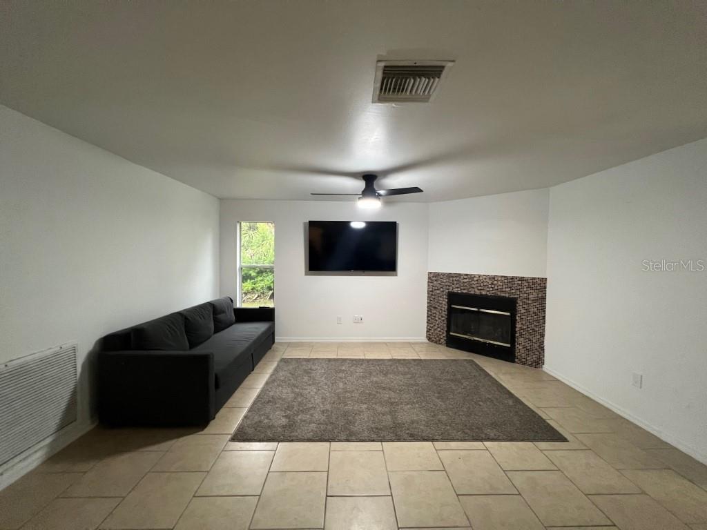 Image 33 of 55 For 2510 Sheila Lane