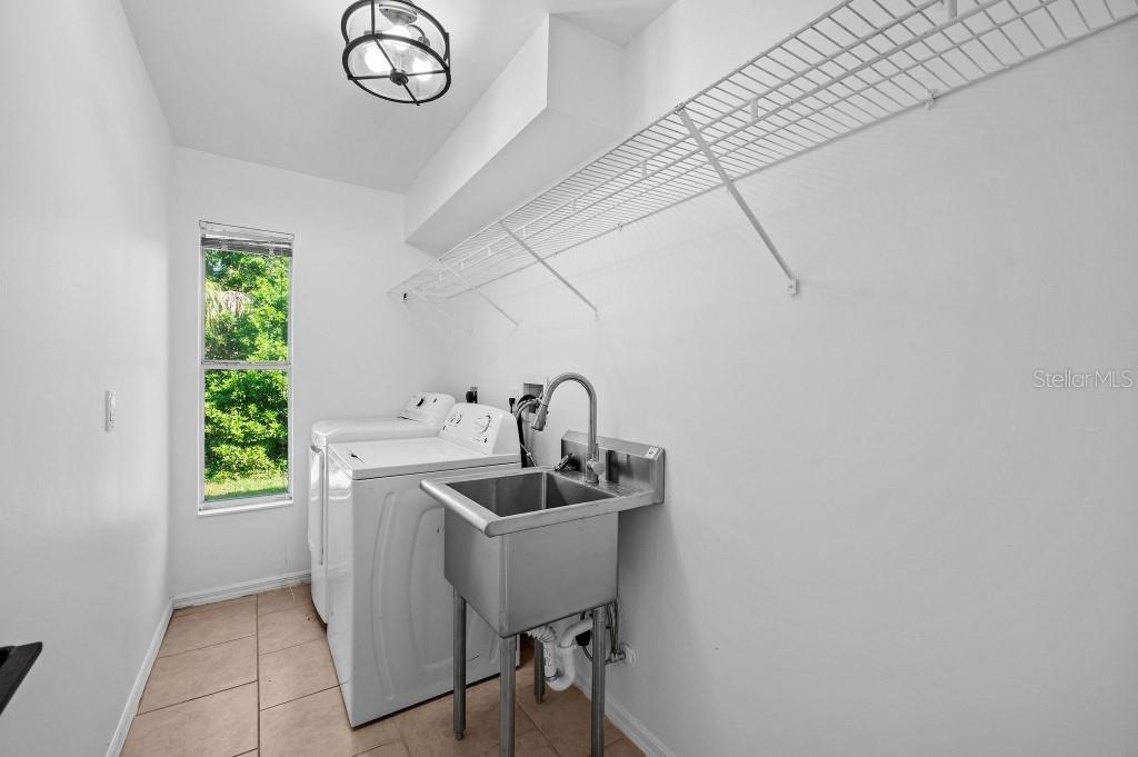 Image 9 of 55 For 2510 Sheila Lane