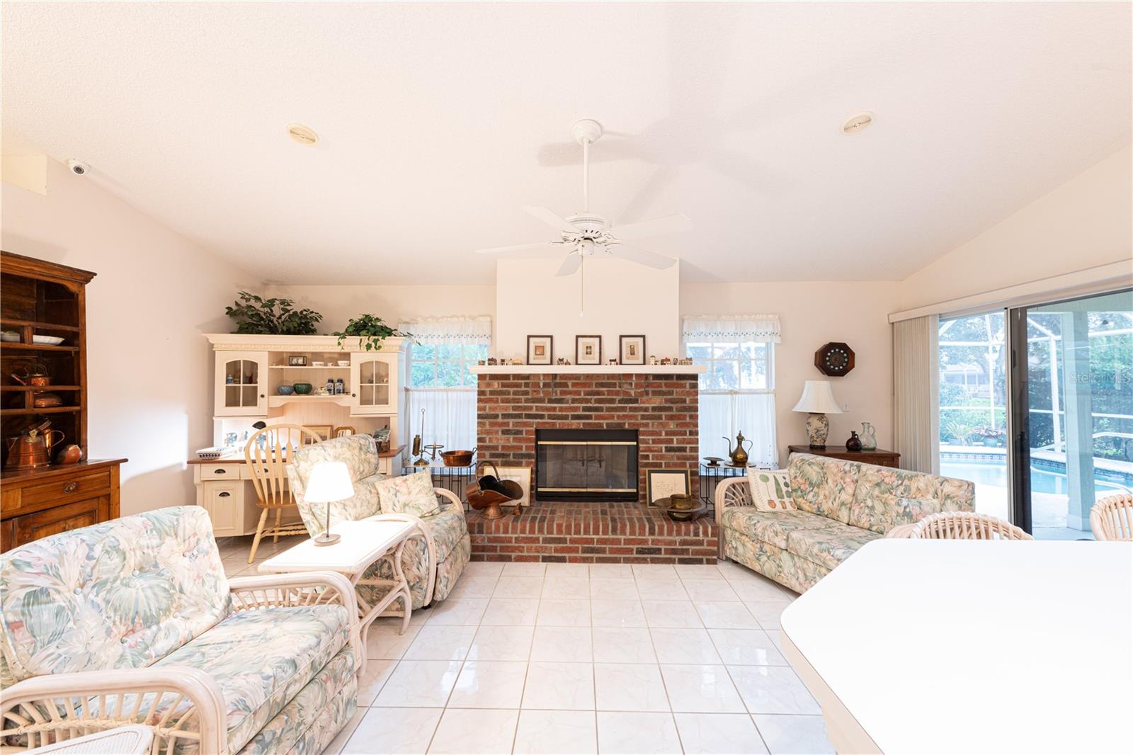 Image 6 of 21 For 4787 Hamlets Grove Drive