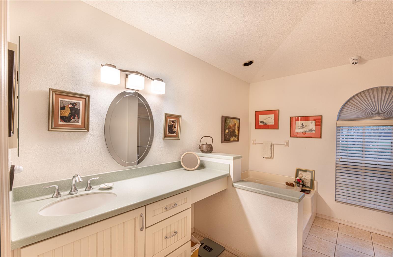 Image 9 of 21 For 4787 Hamlets Grove Drive