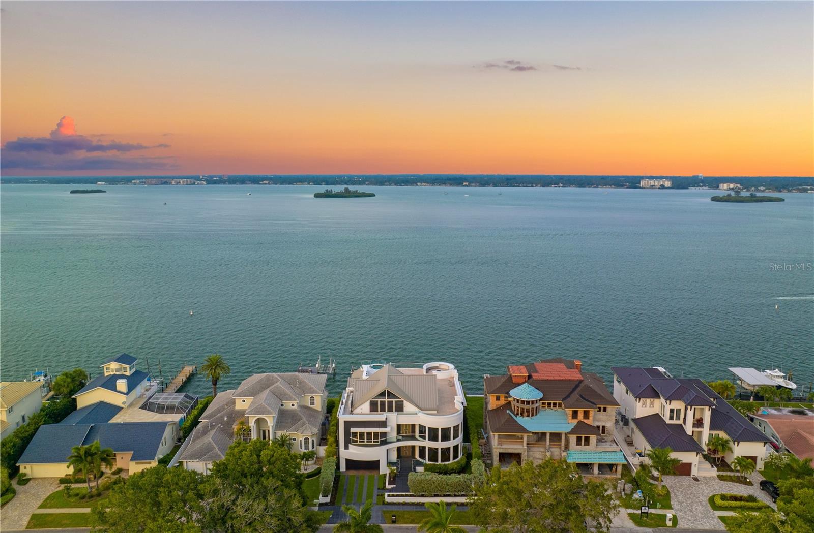 Details for 837 Harbor Island, CLEARWATER, FL 33767