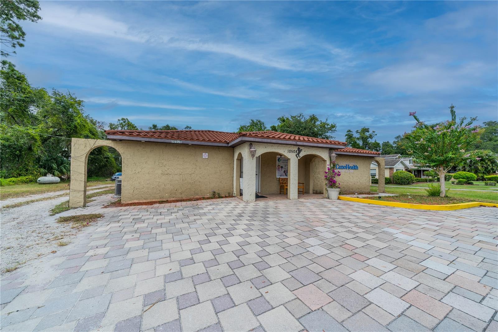 Image 3 of 37 For 10508 Gibsonton Dr