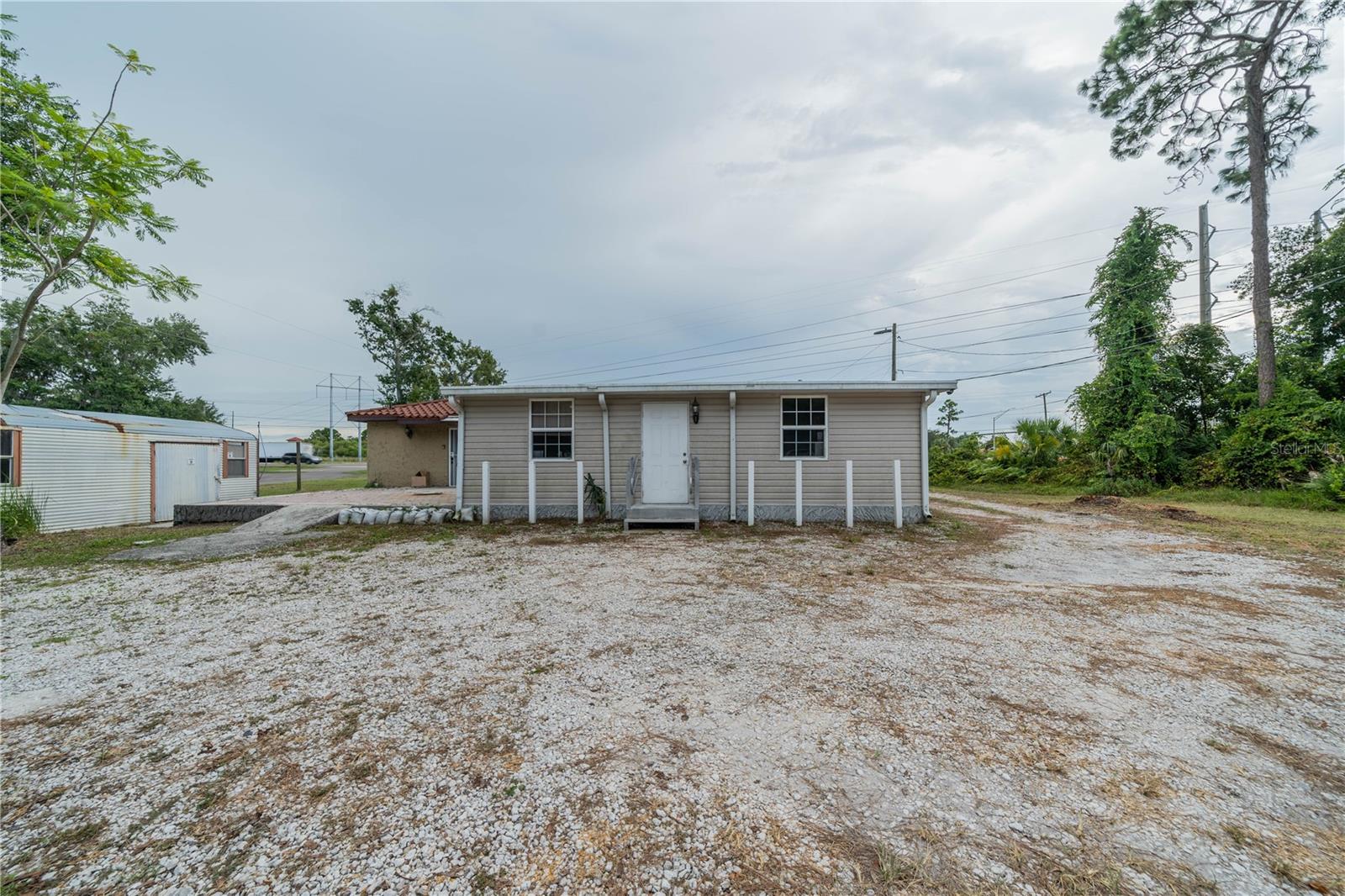 Image 33 of 37 For 10508 Gibsonton Dr