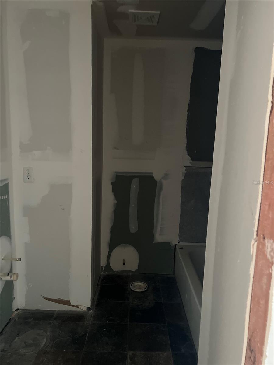 Image 10 of 10 For 9027 Westchester Circle 118