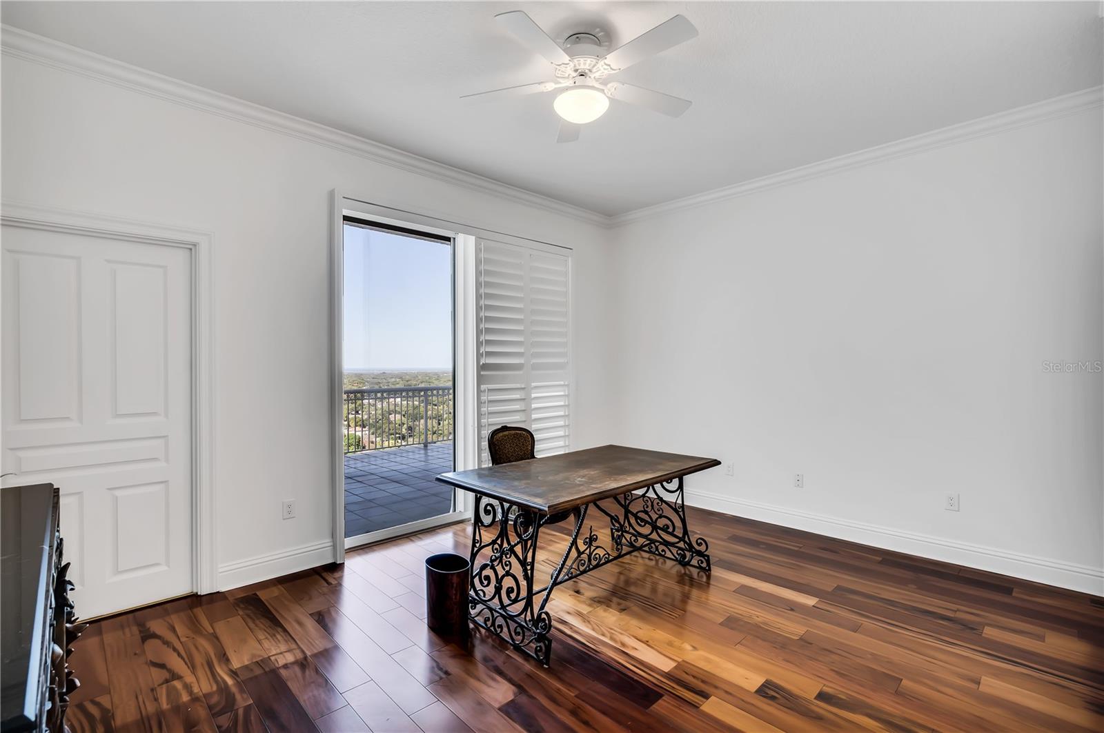 Listing photo id 22 for 3507 Bayshore Boulevard 21