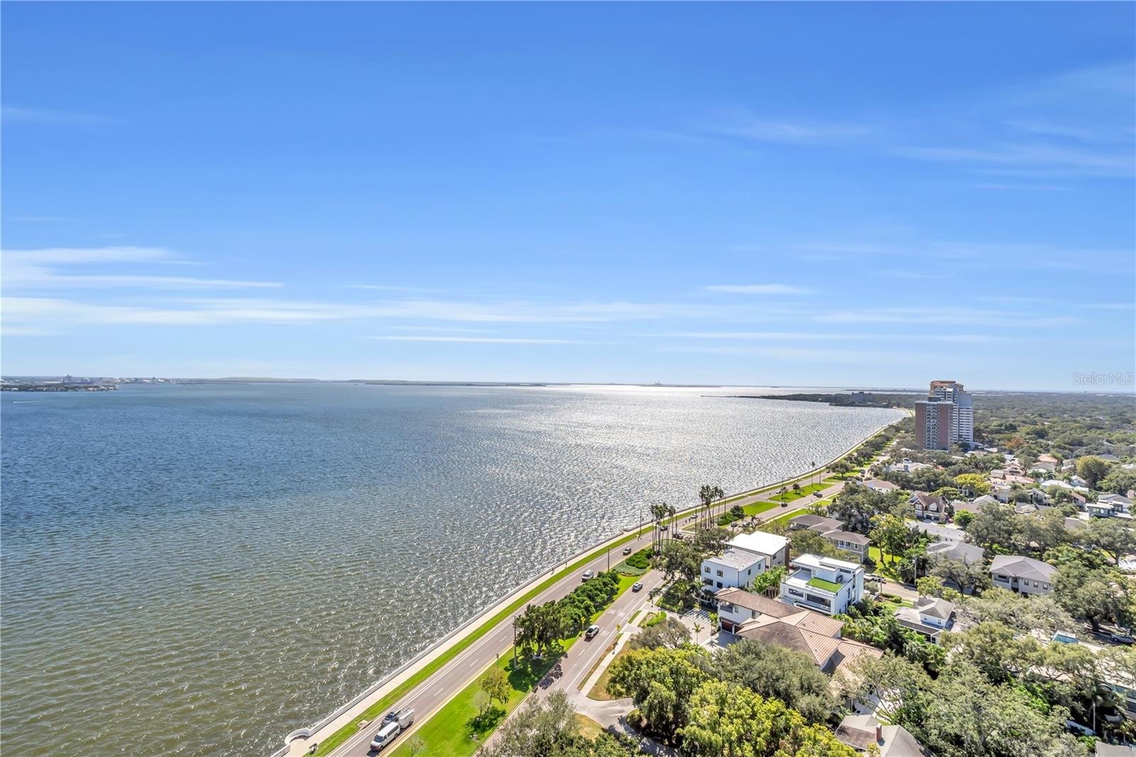 Listing photo id 54 for 3507 Bayshore Boulevard 21