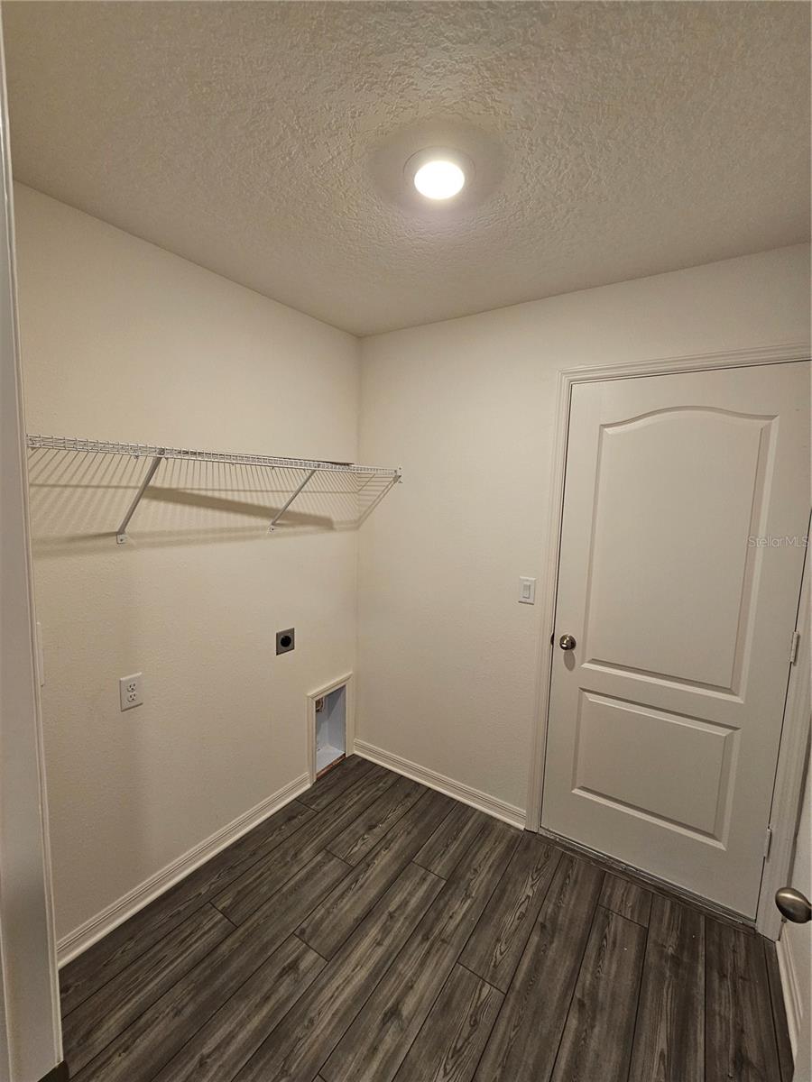 Image 6 of 10 For 14927 25th Circle