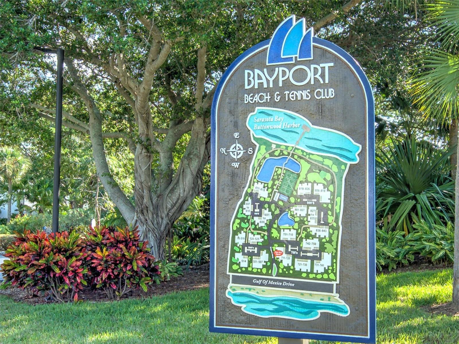 Image 28 of 56 For 706 Bayport Way 706