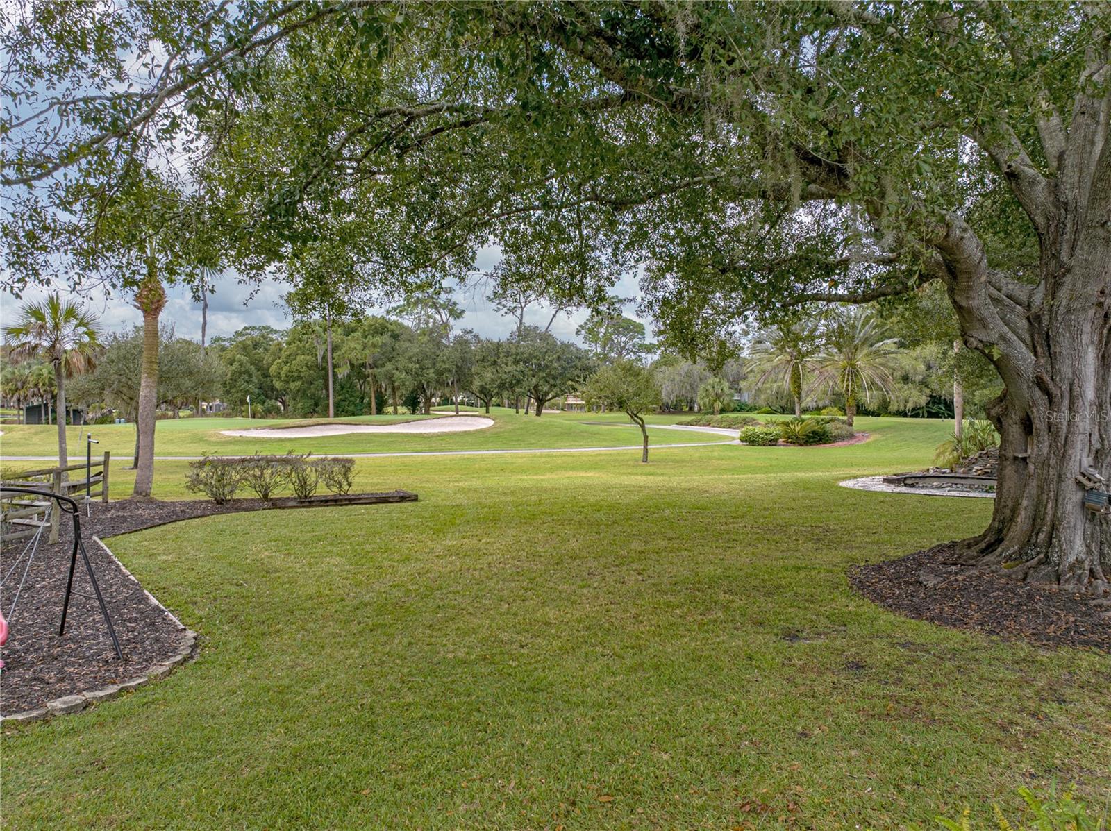 Listing photo id 56 for 5331 Saddlebrook Way