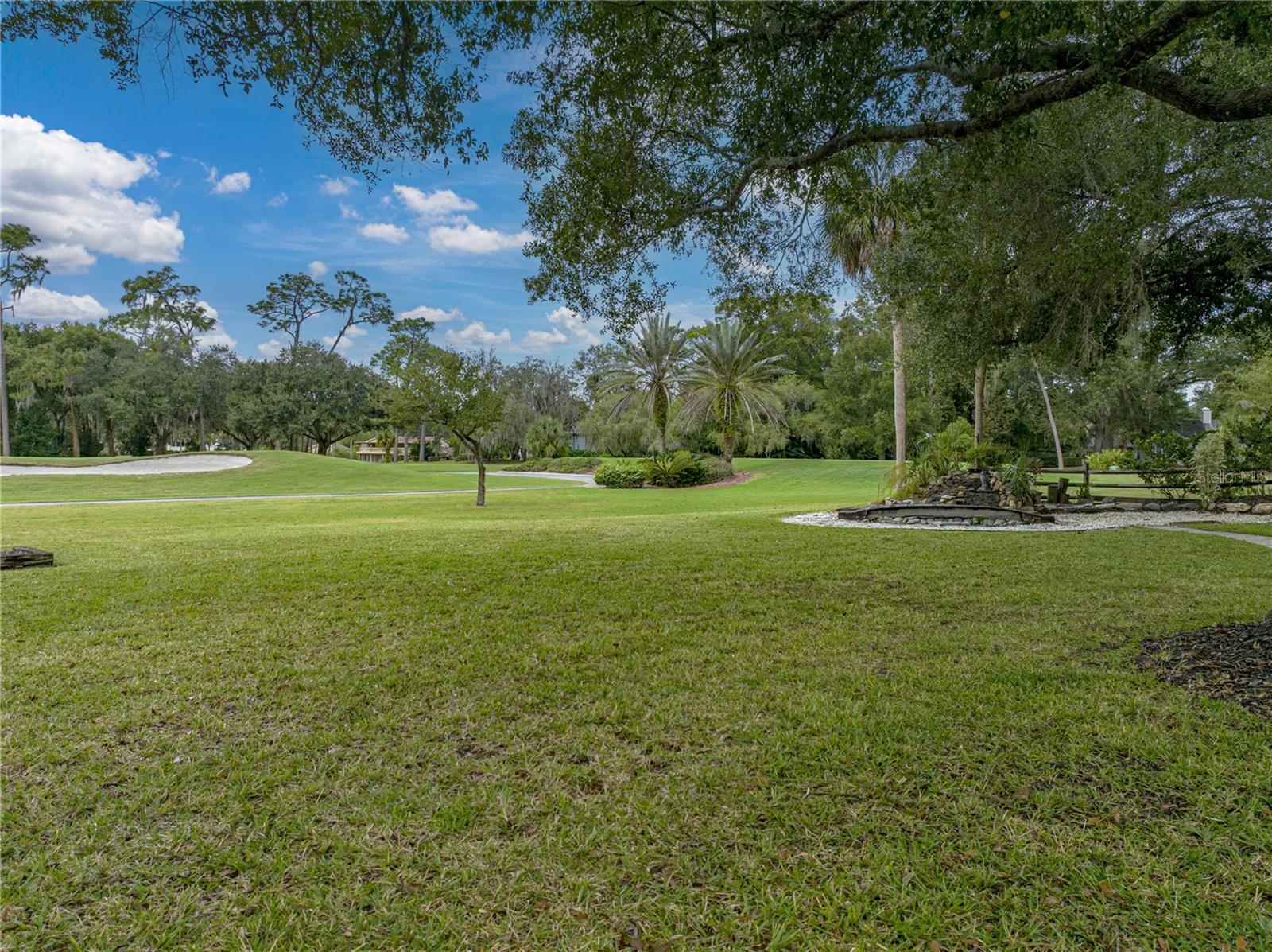 Listing photo id 58 for 5331 Saddlebrook Way