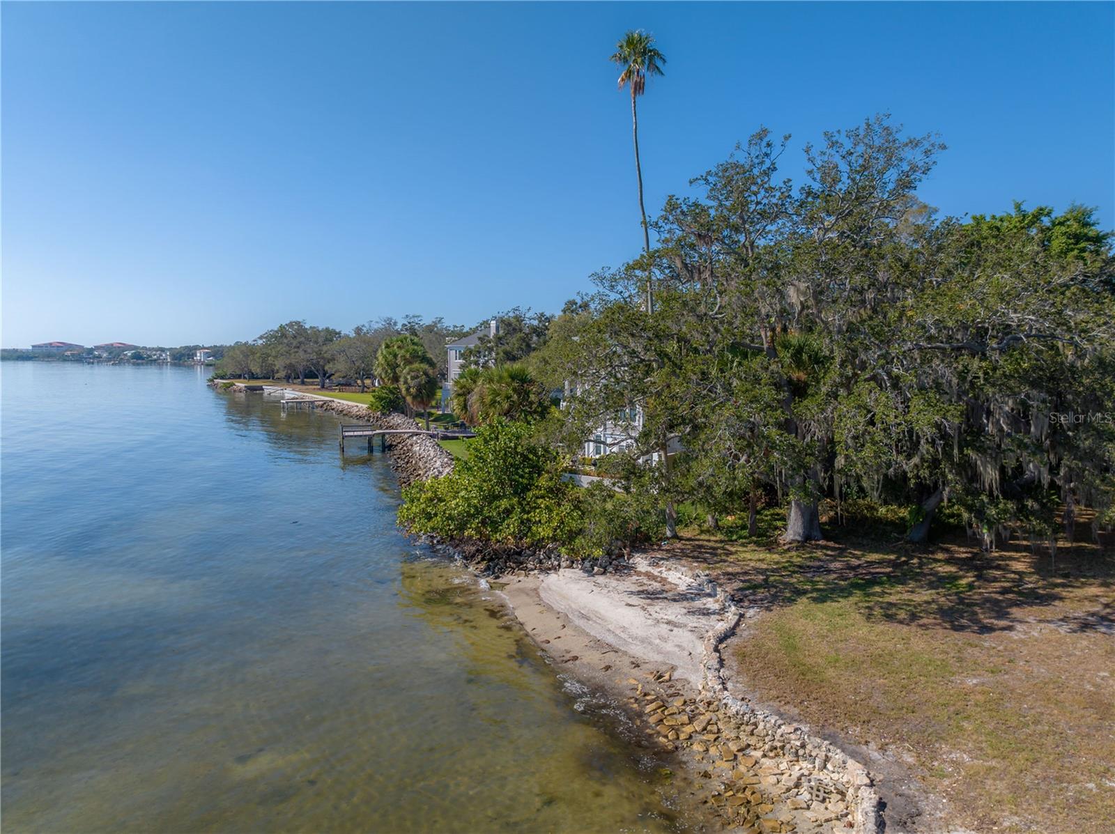 Listing photo id 67 for 6210 Bayshore Boulevard