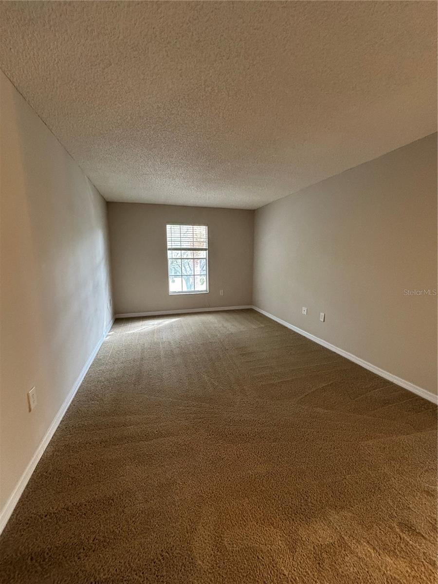 Image 8 of 17 For 2690 Coral Landings Boulevard 631