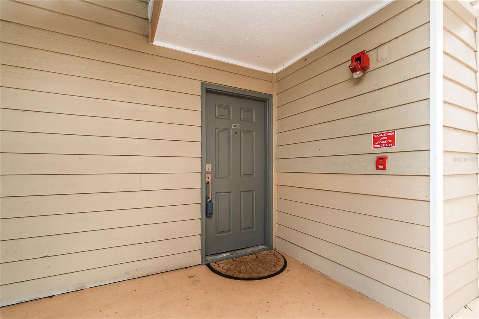 Listing photo id 2 for 9481 Highland Oak Drive 1003