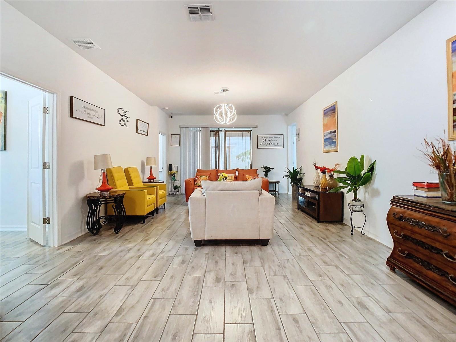 Image 32 of 81 For 590 Tanaro Lane
