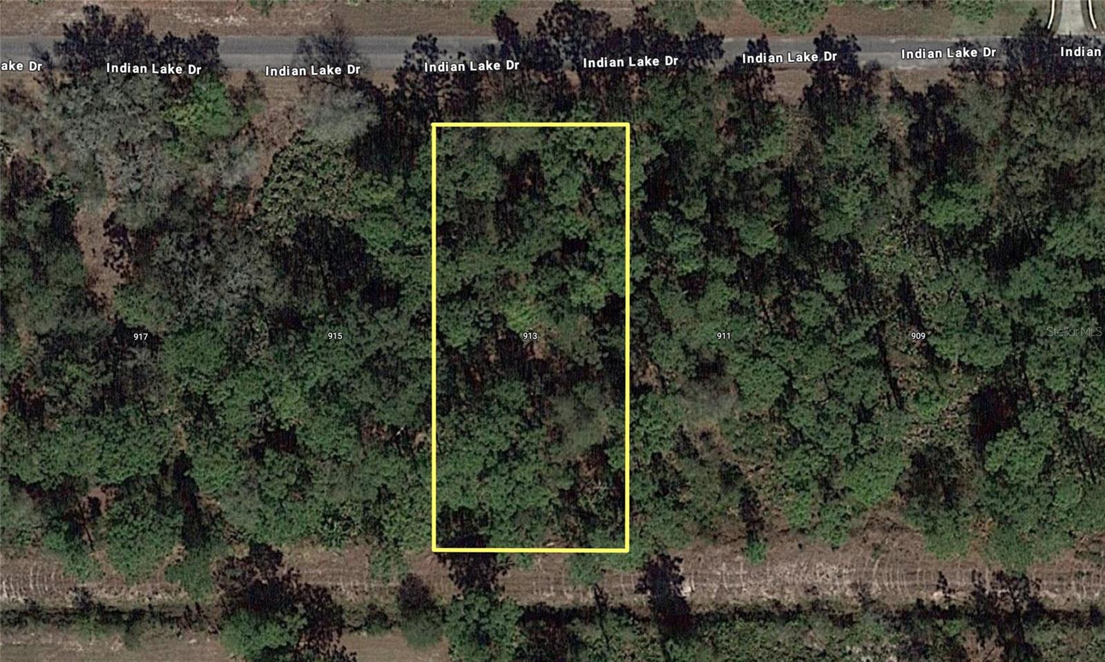 Details for 913 Indian Lake Drive, INDIAN LAKE ESTATES, FL 33855