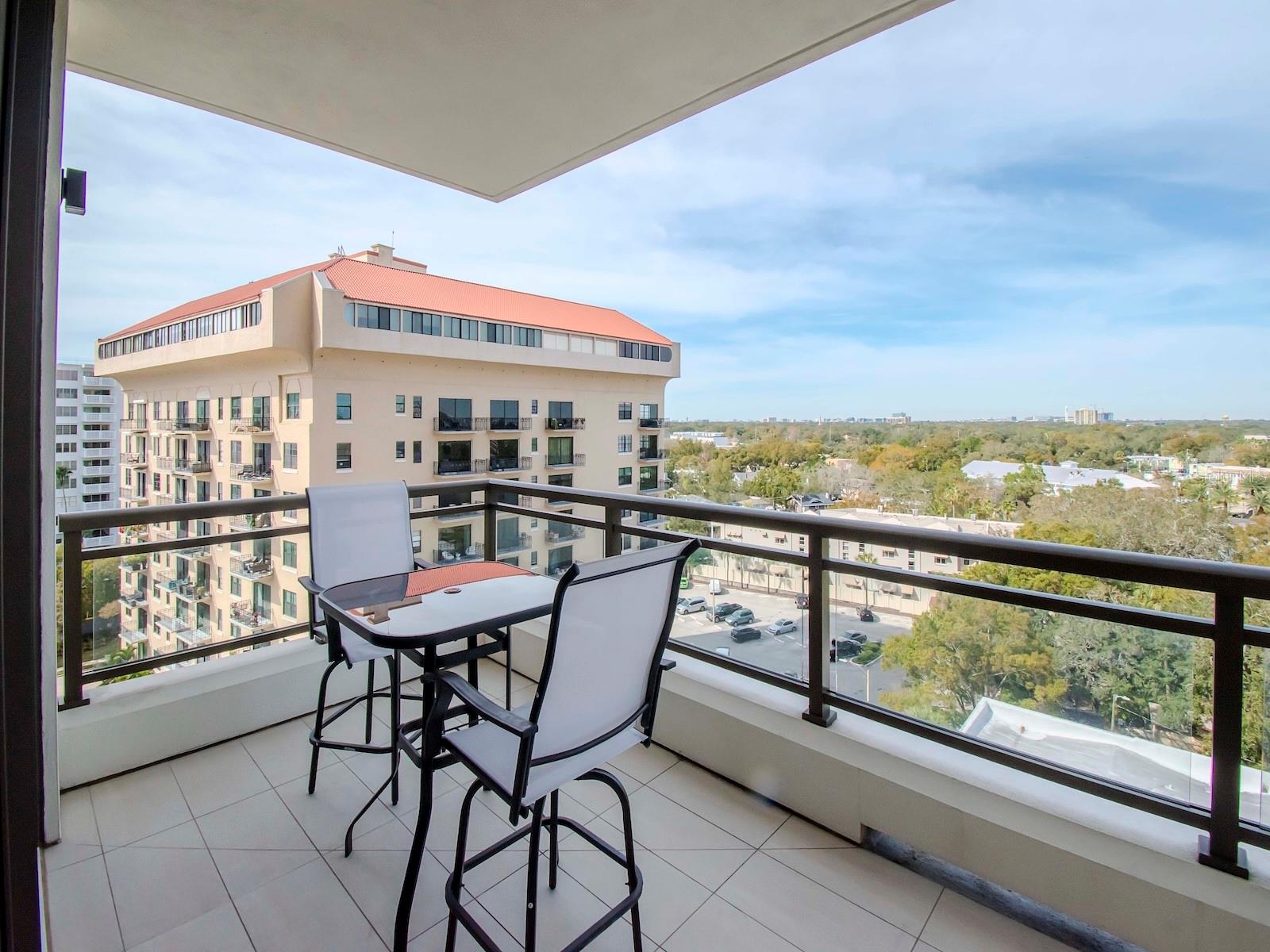 Listing photo id 52 for 2103 Bayshore Boulevard 903