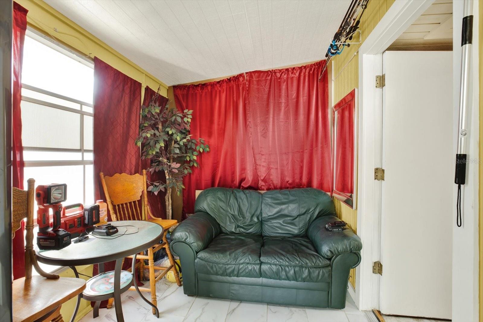 Image 12 of 15 For 2933 Leroy Street